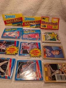 lot 703 image: 1991 Donruss Baseball Cards Collection with Topps and Puzzle Packs - 3 ct
