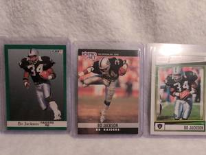 lot 1103 image: Bo Jackson Oakland Raiders NFL Trading Card Collection - 3 ct