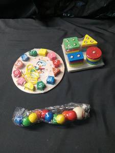 lot 3018 image: Educational Fine Motor Wooden Shape Sorting, Caterpillar and Counting Toy Set
