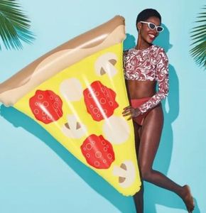 lot 3097 image: Sun Squad Inflatable Giant Pizza Slice