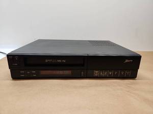 Zenith 4-Head VHS HQ Video Recorder