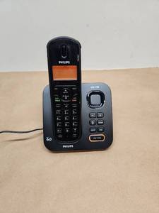 lot 27 image: Philips CD155 Cordless Phone with Answering Machine