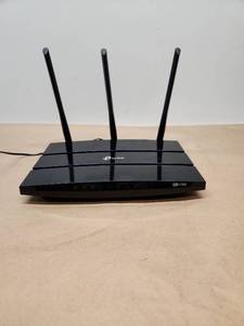 lot 29 image: TP-Link AC1750 Wireless Router
