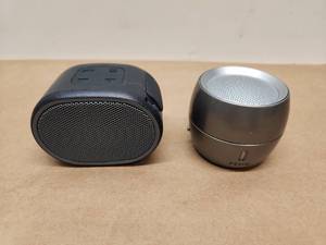 lot 33 image: Sony and iHome Portable Bluetooth Speakers Set