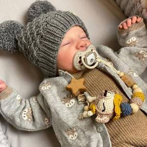 lot 8110 image: WOOROY Realistic Reborn Baby Dolls Boy - 18 Inch Lifelike Baby Doll Real Life Baby Dolls That Look Real Soft Weighted Newborn Baby Doll Gift Toy with Accessories for Age 3