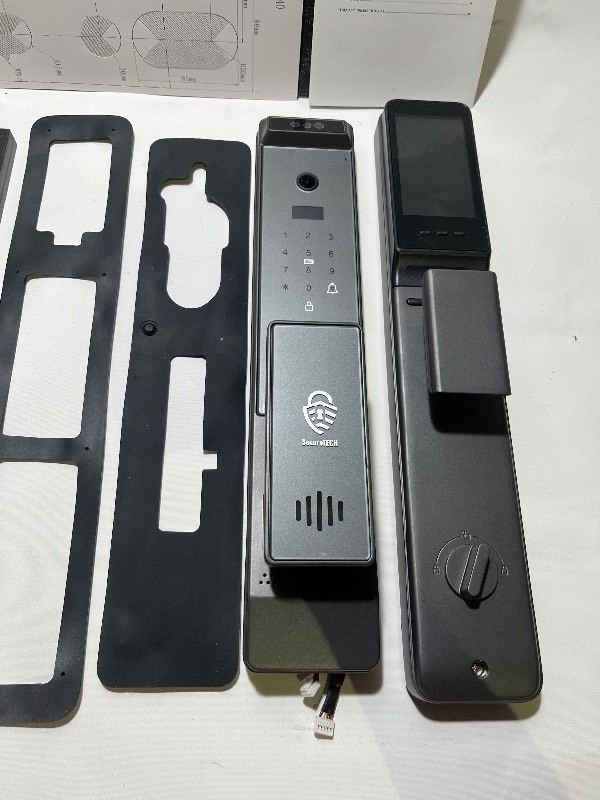 lot 43 image: Super Unique Smart Lock System Door Unit - Comes as is - Know Nothing about it other than It Looks Fancy and is New in Box