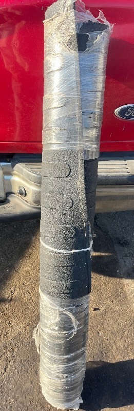 lot 358 image: Ribbed Rubber Truck Bed Liner Chevy Short Bed