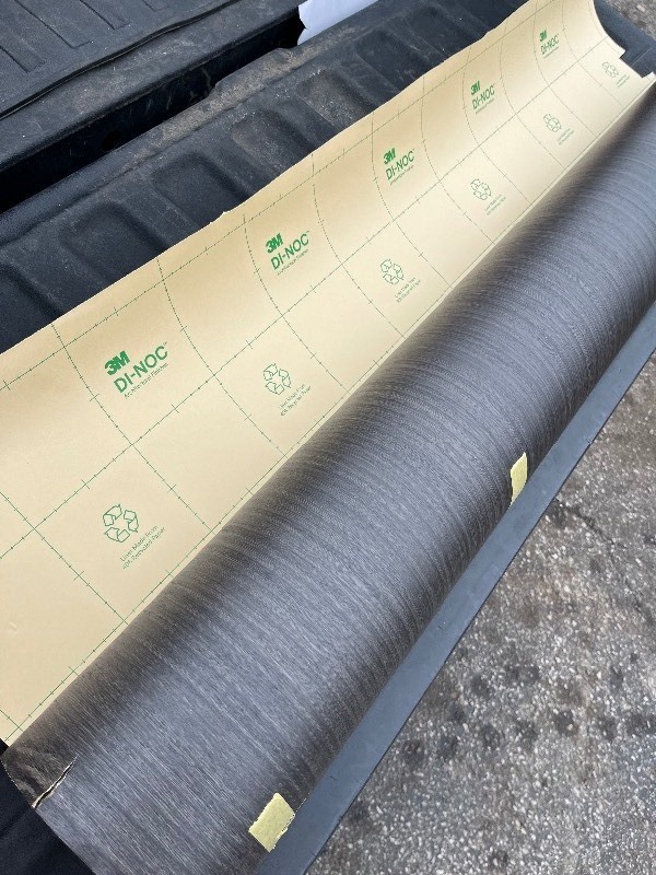 lot 152 image: 4 x 100 VINYL FLOORING MATERIAL - Brown - FW-640EAF Japan Made