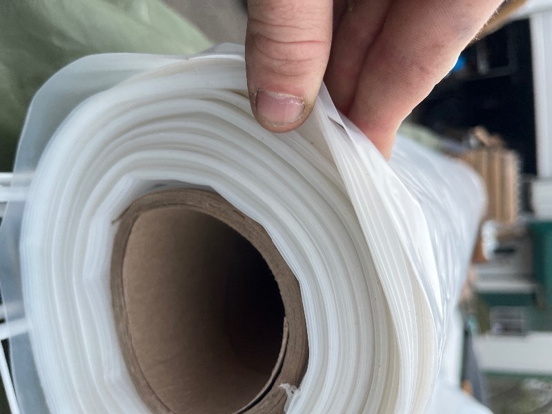 lot 95 image: XL Bundle of Plastic Bags Clear - Roll is Approximately 48 x 150Bags