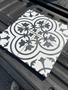 lot 51 image: Bundle of 20 Pieces 5.5 x 5.5 Beautiful Black & White Design Ceramic Tiles - Made in Turkey