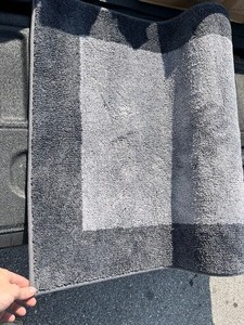 lot 46 image: 3 x 10 Carpet Runner - Grey Boarder - Anti-Slip Bottom