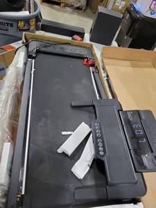 lot 2059 image: Treadmill