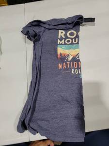 lot 2435 image: Rocky Mountain Est 1915 Colorado Vintage Retro National Park T-Shirt medium