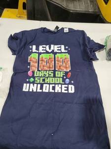 lot 2504 image: Level 100 Days of School T-Shirt small