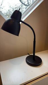 lot 59190 image: Black Adjustable Desk Lamp - Retail $15
