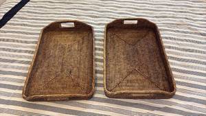 lot 59192 image: Wicker Serving Trays with Handles Set of 2 - Retail $25