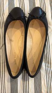 lot 59203 image: Nine West Black Leather Ballet Flats with Bow Detail 6.5  - Retail $25
