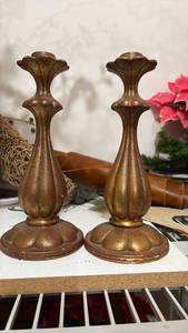 lot 59302 image: Pair of Brown Candlesticks - Retail $15