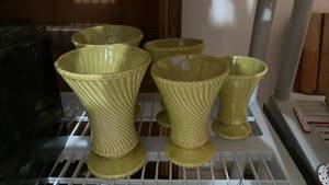 lot 59305 image: Yellow Ceramic Vase Set with Ribbed Pattern - Retail $25