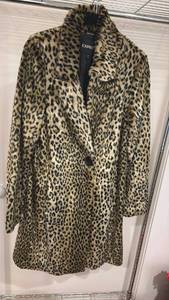 lot 59335 image: Express Leopard Print Faux Fur Coat - Retail $25