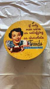 lot 60816 image: Vandor Trends Retro Humor Dessert Plates Set of 4 - Retail $15