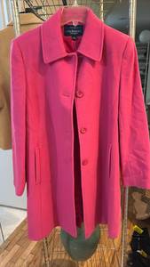 lot 60824 image: Mackintosh New England Womens Pink Wool Coat - Retail $75