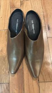 lot 60836 image: Liz Claiborne Brown Leather Pointed Toe Low Heel Pumps - Retail $15