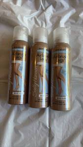 lot 60839 image: Sally Hansen Airbrush Legs Beige Glow Leg Makeup Spray Set of 3 - Retail $15