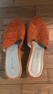 lot 60848 image: Orange Laser Cut Wedge Mules with Cork Platform size 7 - Retail $15