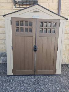 lot 4122 image: Suncast Outdoor Storage Shed with Windows