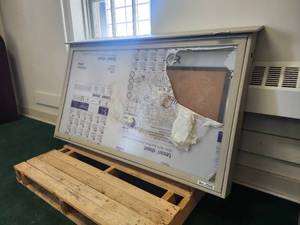 lot 20036 image: Lexan Sheet Clear Polycarbonate Display Panel