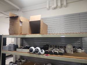 lot 20107 image: Security Camera System with Dome and Bullet Cameras