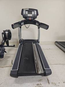 lot 20204 image: Life Fitness 95T Commercial Treadmill with FlexDeck Shock Absorption System
