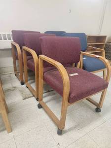 lot 20167 image: Office Guest Chairs