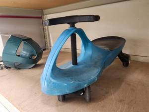 lot 20197 image: Blue Plasma Car Ride-On Toy