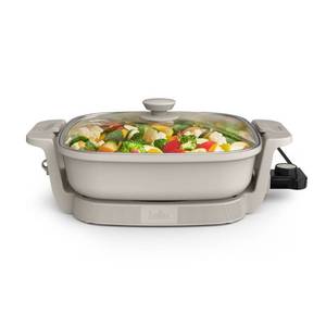 lot 36463 image: bella Make and Take Electric Skillet Oatmilk - Retail $80