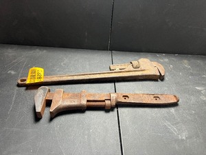 lot 23281 image: 2 Pipe Wrenches