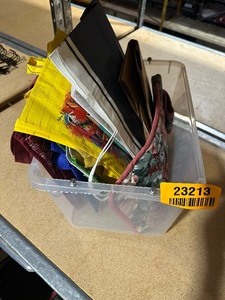 lot 23213 image: Misc. Reusable Bags