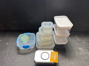 lot 23220 image: Misc. Tupperware