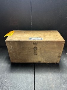 lot 23249 image: Simpsons Vintage Transit Level