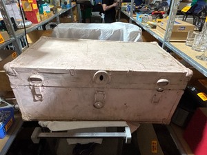 lot 27769 image: White Chest