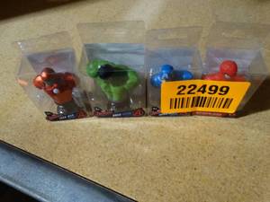 lot 22499 image: New Marvel Avenger Paper Weights Hulk, Iron Man, Captain America, & Spider-Man