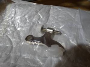 lot 23133 image: New 24 pk Hinge Pin Brushed Nickel Door Stops w Rubber Bumper Tips