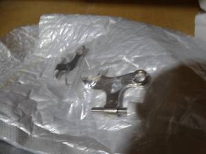 lot 23134 image: New 24 pk Hinge Pin Brushed Nickel Door Stops w Rubber Bumper Tips