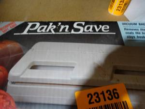 lot 23136 image: Parkn Save Vacuum Bag Sealer