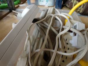 lot 23156 image: Lot of Misc. Power Extension Cords