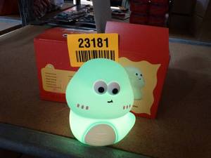 lot 23181 image: New Kids Snake Night Light -2