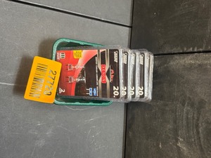 lot 27720 image: 6 New Xenon 20w Lights