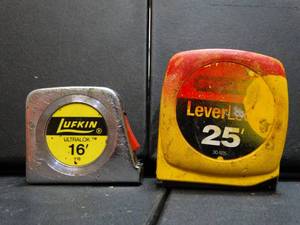 lot 27690 image: Lot of Misc. Tape Measures