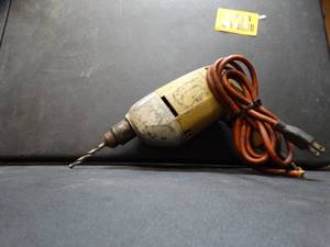 lot 27693 image: Vintage Black & Decker Drill